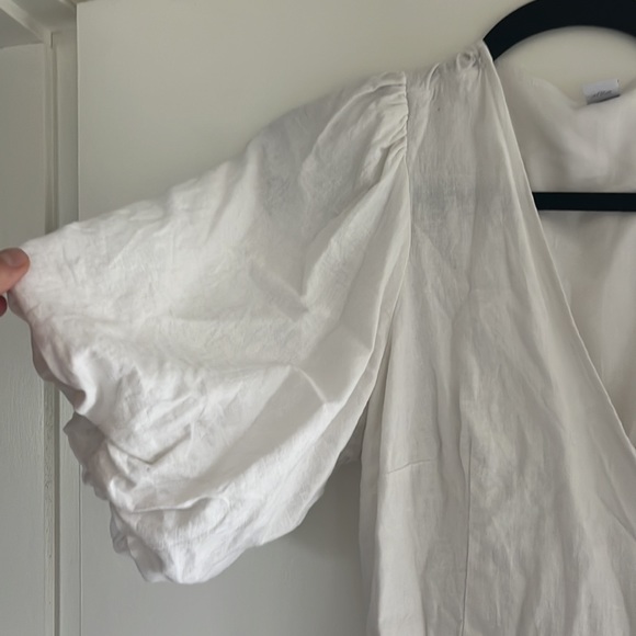 Puff Sleeve White Linen Dress - Picture 2 of 2